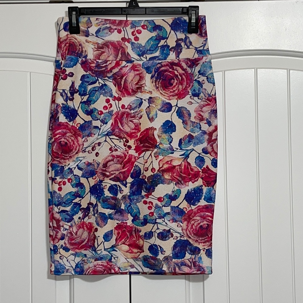 Like New LuLaRoe Cassie Skirt